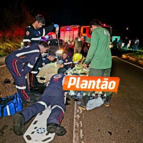 Motociclista fica gravemente ferido após bater na traseira de caminhão em Maringá Foto 17 Fotos de Motociclista fica gravemente ferido após bater na traseira de caminhão em Maringá