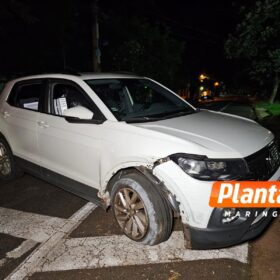 Motorista com suspeita de embriaguez capota carro após bater em veículo estacionado em Maringá Foto 3 Fotos de Motorista com suspeita de embriaguez capota carro após bater em veículo estacionado em Maringá