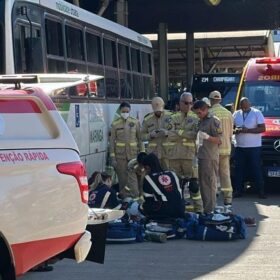 Mulher morre no interior do Terminal Intermodal de Maringá; com vídeo Foto 2 Fotos de Mulher morre no interior do Terminal Intermodal de Maringá; com vídeo