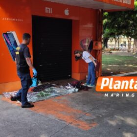 Polícia investiga morte de homem encontrado na praça no centro de Sarandi Foto 3 Fotos de Polícia investiga morte de homem encontrado na praça no centro de Sarandi