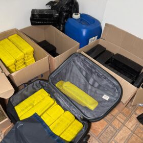 Rotam apreende 260 kg de maconha e prende casal por tráfico Foto 2 Fotos de Rotam apreende 260 kg de maconha e prende casal por tráfico