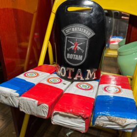 Rotam apreende 260 kg de maconha e prende casal por tráfico Foto 7 Fotos de Rotam apreende 260 kg de maconha e prende casal por tráfico
