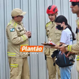 Empresário morre prensado por caminhão no Jardim Sumaré, em Maringá Foto 6 Fotos de Empresário morre prensado por caminhão no Jardim Sumaré, em Maringá