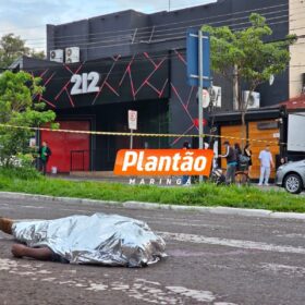 Durante entrevista ao site Plantão Maringá, irmã da vítima morta pelas costas afirma que segurança já havia jurado ela e o sobrinho na semana passada Foto 16 Fotos de Durante entrevista ao site Plantão Maringá, irmã da vítima morta pelas costas afirma que segurança já havia jurado ela e o sobrinho na semana passada