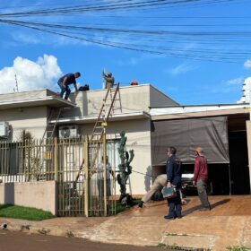 Jovem sofre descarga elétrica enquanto trabalhava em cerca elétrica e é socorrido pelo Helicóptero do Samu Foto 4 Fotos de Jovem sofre descarga elétrica enquanto trabalhava em cerca elétrica e é socorrido pelo Helicóptero do Samu