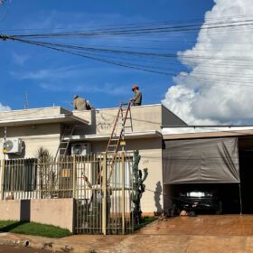 Jovem sofre descarga elétrica enquanto trabalhava em cerca elétrica e é socorrido pelo Helicóptero do Samu Foto 6 Fotos de Jovem sofre descarga elétrica enquanto trabalhava em cerca elétrica e é socorrido pelo Helicóptero do Samu