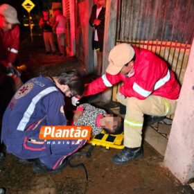 Vídeo mostra mulher sendo brutalmente agredida e esfaqueada em Sarandi Foto 5 Fotos de Vídeo mostra mulher sendo brutalmente agredida e esfaqueada em Sarandi