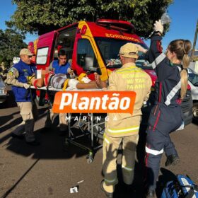 Adolescente fica ferido após bater mobilete contra carro em Maringá Foto 3 Fotos de Adolescente fica ferido após bater mobilete contra carro em Maringá