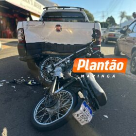 Adolescente fica ferido após bater mobilete contra carro em Maringá Foto 5 Fotos de Adolescente fica ferido após bater mobilete contra carro em Maringá