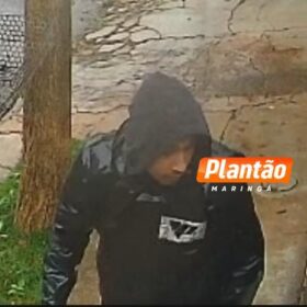Criminosos invadem residência em Sarandi, roubam moto e fazem compras com cartão da vítima Foto 3 Fotos de Criminosos invadem residência em Sarandi, roubam moto e fazem compras com cartão da vítima