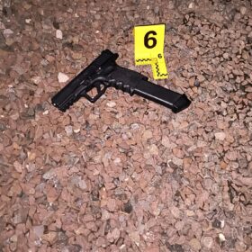 Dois homens morrem em confronto com a Rotam de Sarandi; armas e drogas são apreendidas Foto 6 Fotos de Dois homens morrem em confronto com a Rotam de Sarandi; armas e drogas são apreendidas
