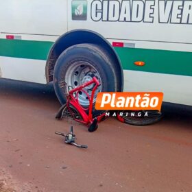 Fotos de Ciclista sobrevive após ter bicicleta esmagada por ônibus em Sarandi