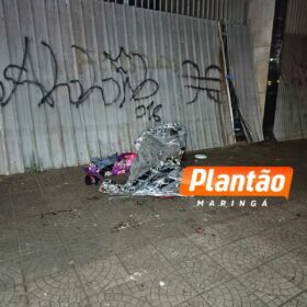 Homem é morto a facadas na Praça Raposo Tavares, em Maringá Foto 10 Fotos de Homem é morto a facadas na Praça Raposo Tavares, em Maringá