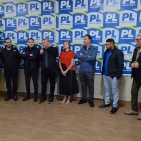 Encontro Regional do PL em Maringá reforça união da Direita e apoio ao presidente Bolsonaro Foto 2 Fotos de Encontro Regional do PL em Maringá reforça união da Direita e apoio ao presidente Bolsonaro