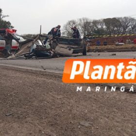 Carro fica destruído após acidente entre Sarandi e Marialva Foto 4 Fotos de Carro fica destruído após acidente entre Sarandi e Marialva