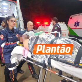 Fotos de Homem é intubado e socorrido em estado grave ao ser esfaqueado em Maringá