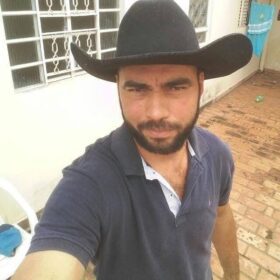 Fotos de Homem mata a namorada e vai para o bar tomar cerveja