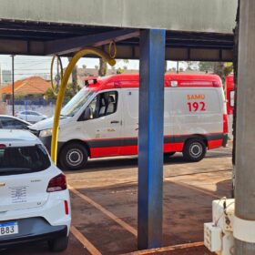Homem que invadiu pensionato, matou estudante e feriu outros dois é baleado pela Polícia Militar após invadir SESI de Maringá Foto 2 Fotos de Homem que invadiu pensionato, matou estudante e feriu outros dois é baleado pela Polícia Militar após invadir SESI de Maringá