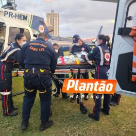 Fotos de Acidente entre caminhão e ambulância na região deixa dois mortos; criança é transferida a Maringá em estado gravíssimo