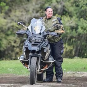 Fotos de Empresária morre ao ser atingida após queda de árvore na rodovia