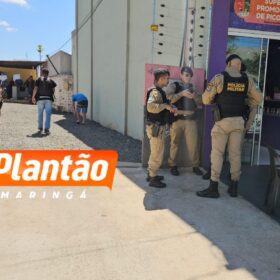 Fotos de Vídeo mostra momento em que homem é baleado por agiota, em Maringá