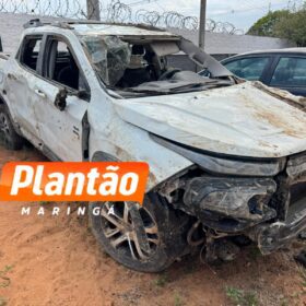 Fotos de Icaraíma: Marcas de tiros em veículo indicam que cobradores foram surpreendidos de frente