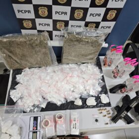 Fotos de Suspeito é flagrado prestes a entregar cocaína na Avenida Carlos Borges em Maringá