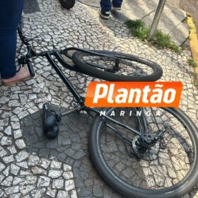 Câmera registra momento em que ciclista é atingido por carro Foto 2 Fotos de Câmera registra momento em que ciclista é atingido por carro