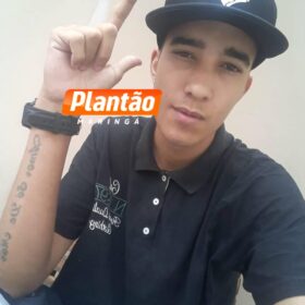 Filho agride mãe deficiente e avó idosa com bengala e morre após atacar guardas municipais com faca em Sarandi Foto 1 Fotos de Filho agride mãe deficiente e avó idosa com bengala e morre após atacar guardas municipais com faca em Sarandi