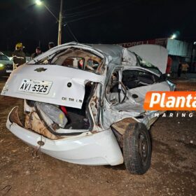 Fotos de Carro roda na pista e motorista morre ao atingir caminhão no Contorno Sul em Maringá
