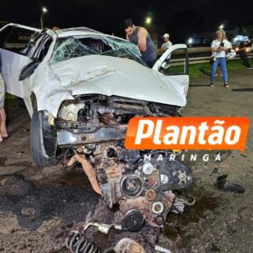 Dois jovens ficam feridos após capotamento impressionante no Contorno Norte, em Maringá Foto 3 Fotos de Dois jovens ficam feridos após capotamento impressionante no Contorno Norte, em Maringá