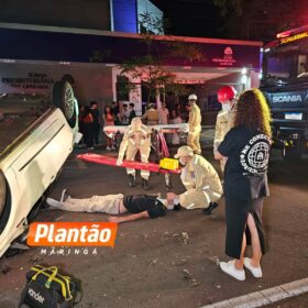 Dois jovens ficam feridos após capotamento na Avenida Laguna, em Maringá Foto 2 Fotos de Dois jovens ficam feridos após capotamento na Avenida Laguna, em Maringá