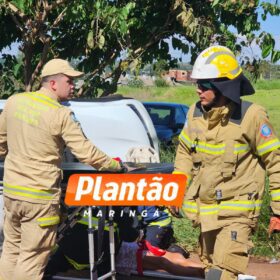 Duas idosas ficam feridas após capotamento, em Sarandi Foto 1 Fotos de Duas idosas ficam feridas após capotamento, em Sarandi