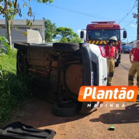 Duas idosas ficam feridas após capotamento, em Sarandi Foto 5 Fotos de Duas idosas ficam feridas após capotamento, em Sarandi