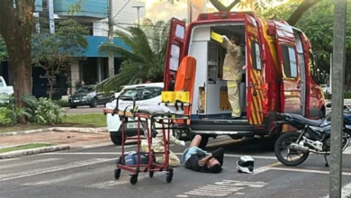 Fotos de Motociclista fica ferido em acidente na Avenida Tiradentes, em Maringá; vídeo