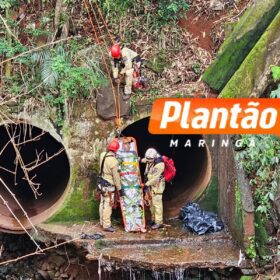 Homem cai em ribanceira ao tentar urinar e é resgatado pelos bombeiros em Maringá Foto 2 Fotos de Homem cai em ribanceira ao tentar urinar e é resgatado pelos bombeiros em Maringá