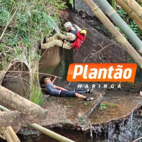 Homem cai em ribanceira ao tentar urinar e é resgatado pelos bombeiros em Maringá Foto 5 Fotos de Homem cai em ribanceira ao tentar urinar e é resgatado pelos bombeiros em Maringá