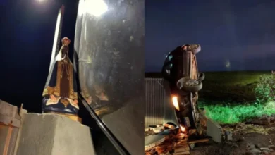 Fotos de Carro capota e para aos pés de imagem de Nossa Senhora no Paraná; motorista sai ilesa e relata momento de fé