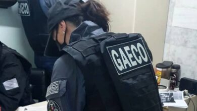Fotos de Gaeco de Maringá cumpre mandado contra policial civil suspeito de extorsão e lavagem de dinheiro