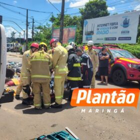 Motorista da coleta seletiva corre risco de perder os movimentos das pernas após caminhão tombar em Maringá Foto 7 Fotos de Motorista da coleta seletiva corre risco de perder os movimentos das pernas após caminhão tombar em Maringá