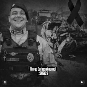 Policial militar morre e outro fica ferido após viatura cair em ribanceira durante perseguição no Paraná Foto 2 Fotos de Policial militar morre e outro fica ferido após viatura cair em ribanceira durante perseguição no Paraná