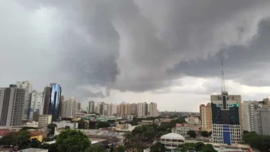 Fotos de Quase todo o Paraná entra em alerta de chuvas intensas, com ventos de até 60 km/h; confira as cidades