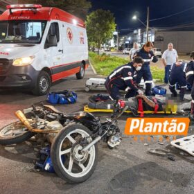 Câmera registra grave acidente entre carro e motocicleta em Maringá Foto 2 Fotos de Câmera registra grave acidente entre carro e motocicleta em Maringá