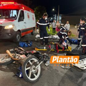Câmera registra grave acidente entre carro e motocicleta em Maringá Foto 12 Fotos de Câmera registra grave acidente entre carro e motocicleta em Maringá
