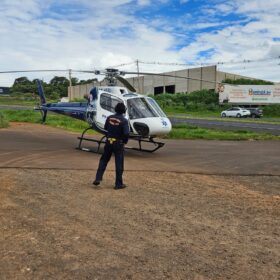 Carro capota, estepe atinge outro veículo e mulher fica ferida entre Maringá e Mandaguaçu Foto 11 Fotos de Carro capota, estepe atinge outro veículo e mulher fica ferida entre Maringá e Mandaguaçu