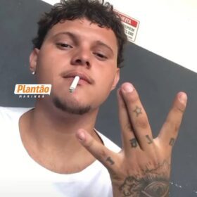 Dois jovens são executados a tiros em possível emboscada na PR-458; os corpos foram encaminhados ao IML de Maringá Foto 7 Fotos de Dois jovens são executados a tiros em possível emboscada na PR-458; os corpos foram encaminhados ao IML de Maringá