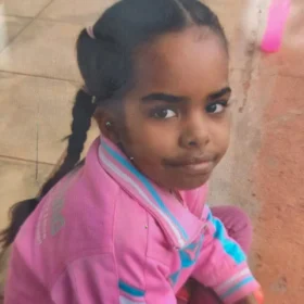 Menina venezuelana de 8 anos é encontrada morta em área rural de São Manoel do Paraná Foto 2 Fotos de Menina venezuelana de 8 anos é encontrada morta em área rural de São Manoel do Paraná