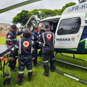 Fotos de Motociclista fica gravemente ferido após acidente na PR-323; motorista foge do local
