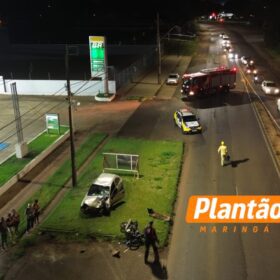 Na contramão e em alta velocidade, motorista causa acidente gravíssimo e foge do local em Maringá Foto 2 Fotos de Na contramão e em alta velocidade, motorista causa acidente gravíssimo e foge do local em Maringá