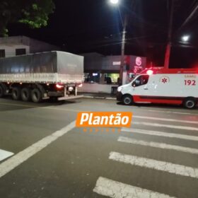 Vídeo mostra mulher cadeirante sendo atropelada por carreta Foto 2 Fotos de Vídeo mostra mulher cadeirante sendo atropelada por carreta